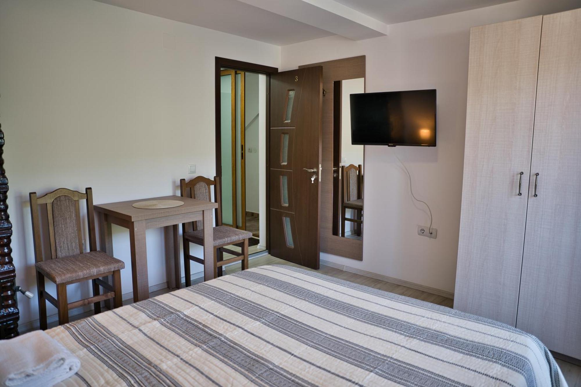 Perla Argesului, Ciubar, Piscina, Lift, Gratar, Cabana, Pensiuni, Hotel Cazare Transfagarasan Curtea De Arges Albestii de Arges 外观 照片
