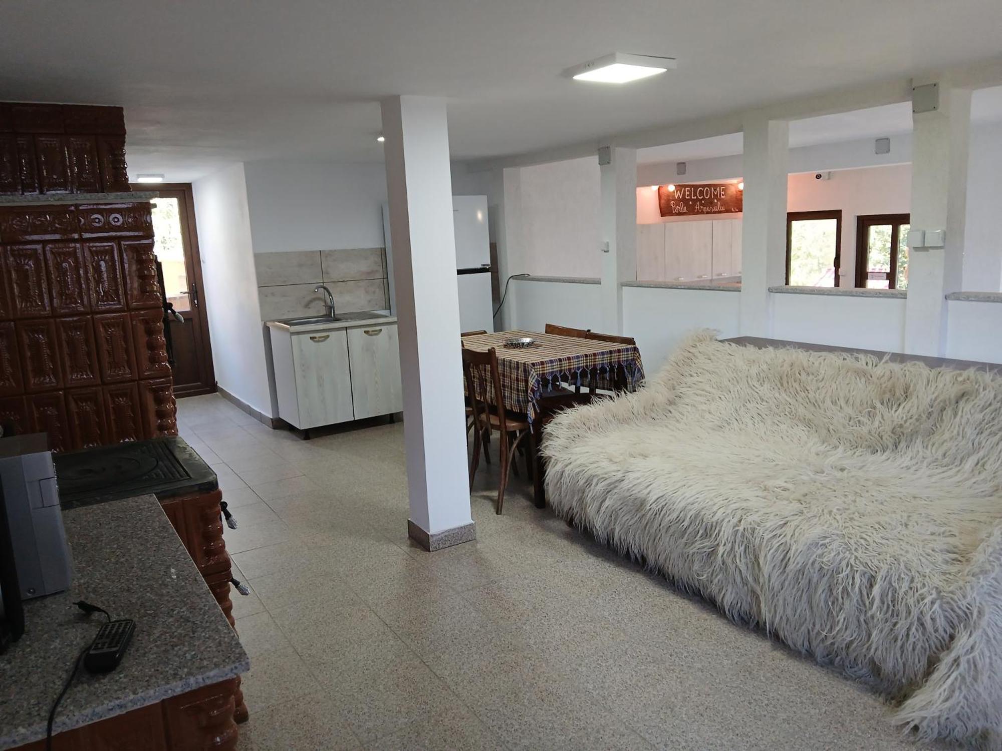 Perla Argesului, Ciubar, Piscina, Lift, Gratar, Cabana, Pensiuni, Hotel Cazare Transfagarasan Curtea De Arges Albestii de Arges 外观 照片